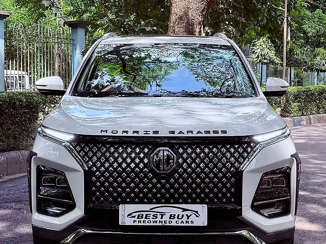 Used 2025 MG Hector Plus in Kolkata