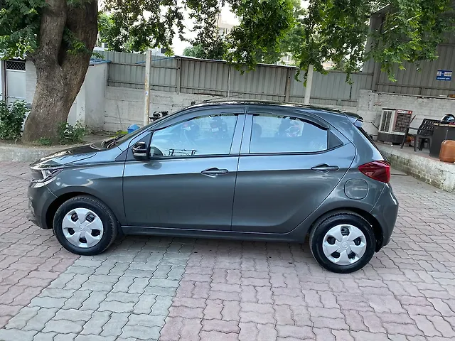 Used Tata Old Generation Tiago 2020 XT [2020-2023] in Lucknow