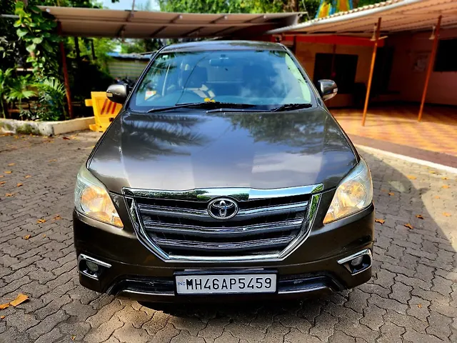 Used 2015 Toyota Innova in Mumbai Used 2015 Toyota Innova in Mumbai