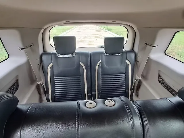 Used Mahindra XUV500 [2015-2018] W6 in Rudrapur
