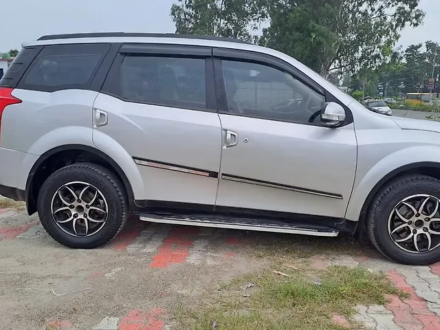 Used Mahindra XUV500 [2015-2018] W6 in Rudrapur