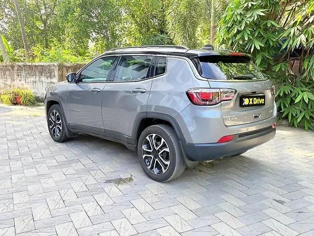 Used Jeep Compass Limited (O) 2.0 Diesel 4x4 AT [2021] in Thiruvananthapuram