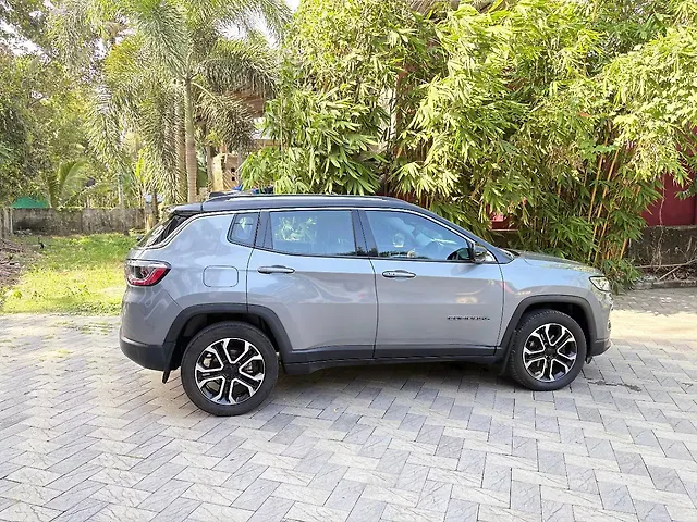 Used Jeep Compass Limited (O) 2.0 Diesel 4x4 AT [2021] in Thiruvananthapuram
