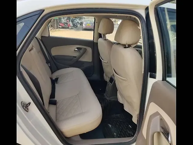 Used Skoda Rapid [2014-2015] 1.5 TDI CR Ambition with Alloy Wheels in Pune