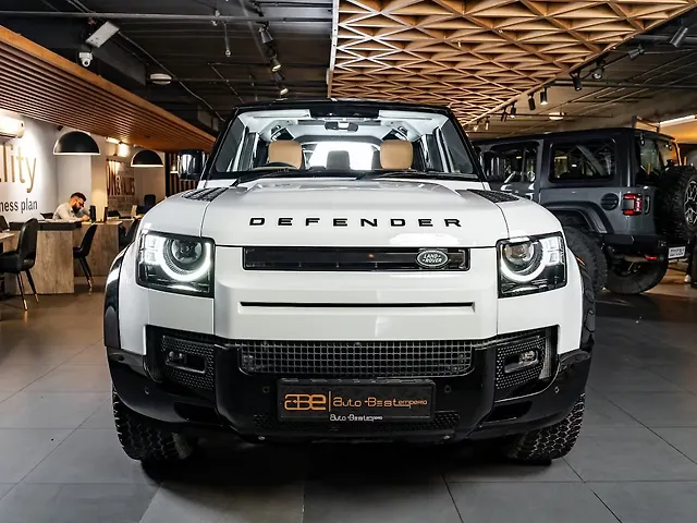Used 2022 Land Rover Defender in Delhi Used 2022 Land Rover Defender in Delhi