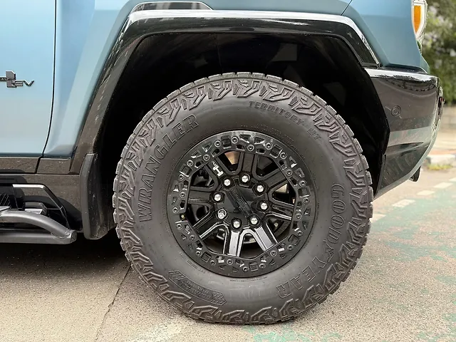 Used Hummer EV 3X Omega Edition in Mumbai Used Hummer EV 3X Omega Edition in Mumbai