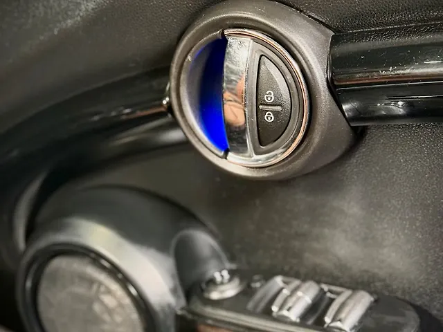 Used Mini Cooper Convertible S in Delhi