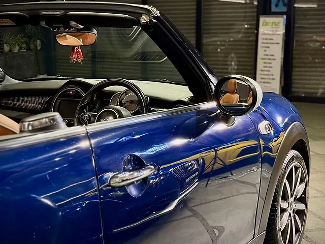 Used Mini Cooper Convertible S in Delhi