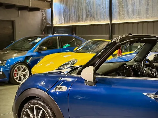 Used Mini Cooper Convertible S in Delhi