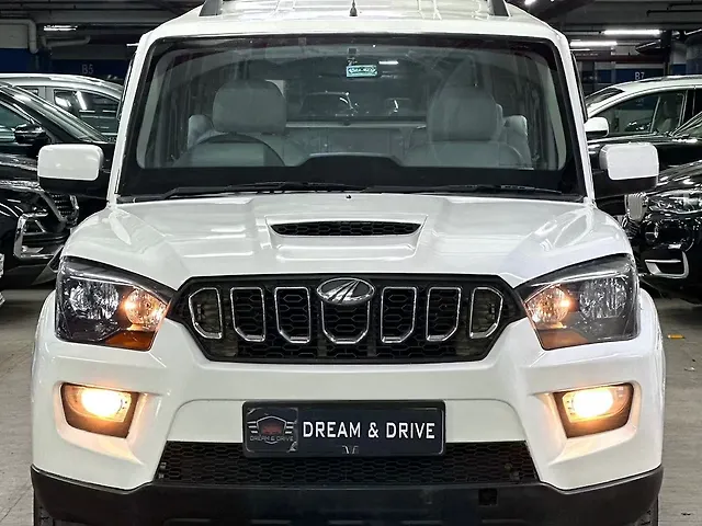 Used 2015 Mahindra Scorpio in Mumbai