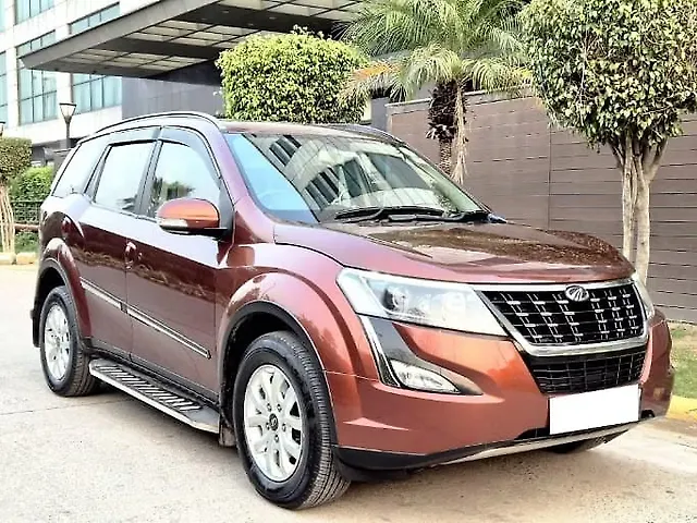 Used Mahindra XUV500 W9 [2018-2020] in Delhi