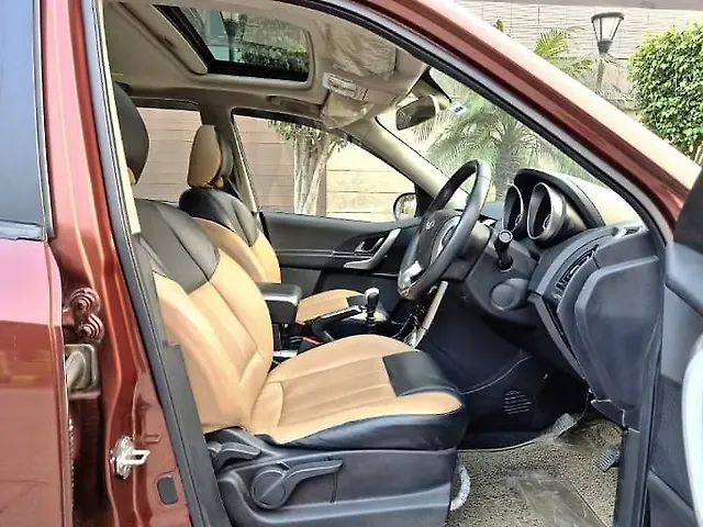 Used Mahindra XUV500 W9 [2018-2020] in Delhi