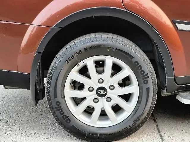 Used Mahindra XUV500 W9 [2018-2020] in Delhi