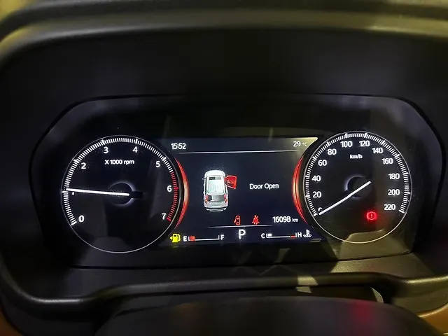 Used Mahindra Scorpio N Z8 S 2WD Diesel 2.2L Turbo Automatic 7 STR in Meerut