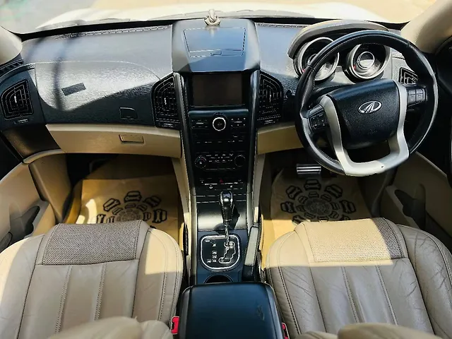 Used Mahindra XUV500 [2015-2018] W10 AT in Bangalore