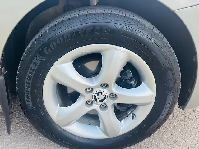 Used Skoda Rapid [2014-2015] 1.5 TDI CR Ambition AT in Chandigarh