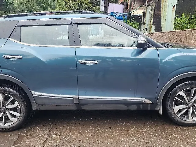 Used Mahindra XUV300 [2019-2024] W8 (O) 1.5 Diesel AMT in Mumbai