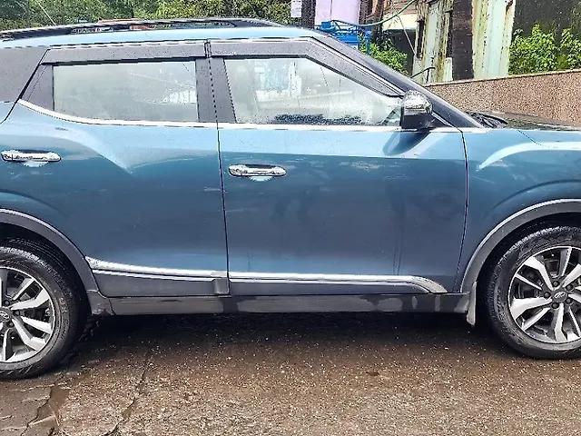 Used Mahindra XUV300 [2019-2024] W8 (O) 1.5 Diesel AMT in Mumbai