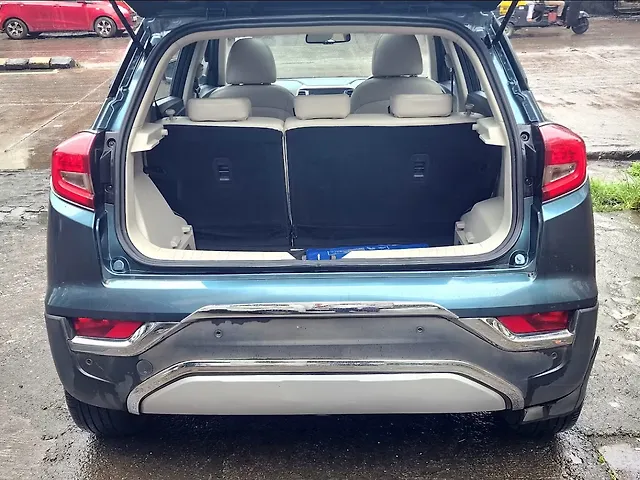 Used Mahindra XUV300 [2019-2024] W8 (O) 1.5 Diesel AMT in Mumbai