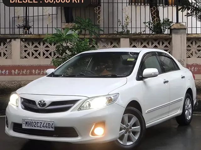 Used 2013 Toyota Corolla Altis in Mumbai Used 2013 Toyota Corolla Altis in Mumbai