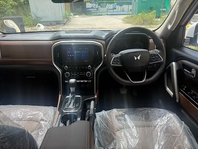 Used Mahindra Scorpio N Z8 L Petrol AT 7 STR in Delhi