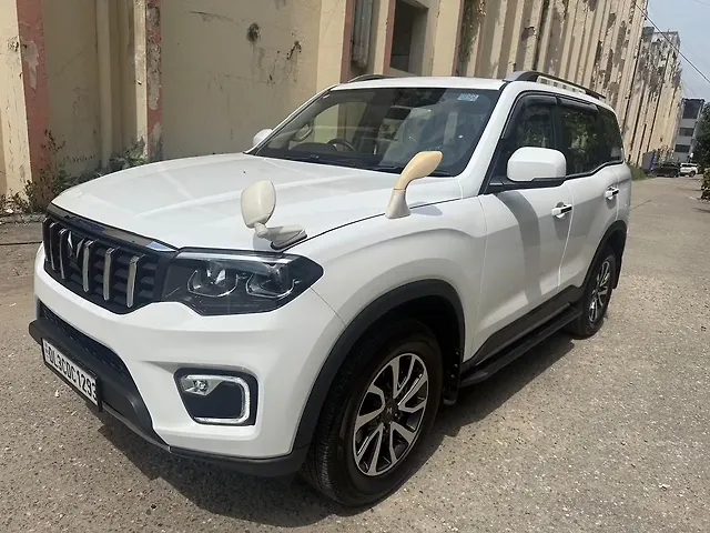 Used Mahindra Scorpio N Z8 L Petrol AT 7 STR in Delhi