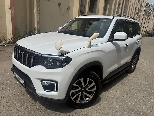 Used Mahindra Scorpio N Z8 L Petrol AT 7 STR in Delhi