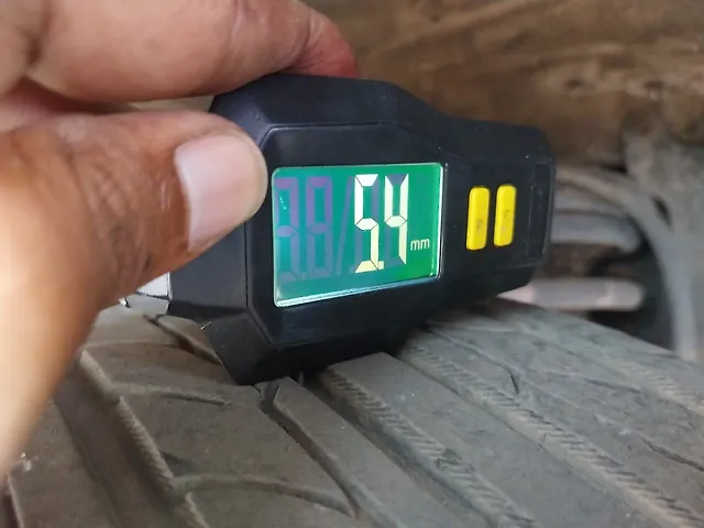 Used Toyota Innova Crysta [2016-2020] 2.4 G 7 STR [2016-2017] in Delhi