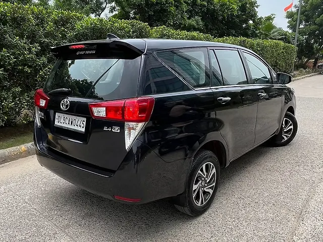 Used Toyota Innova Crysta [2016-2020] 2.4 G 7 STR [2016-2017] in Delhi