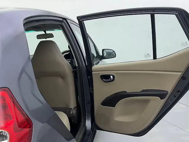 Used Hyundai i10 [2010-2017] Magna 1.1 iRDE2 [2010-2017] in Ahmedabad