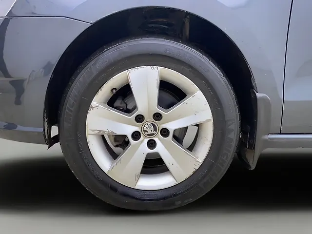 Used Skoda Rapid [2011-2014] Ambition 1.6 MPI AT in Mumbai