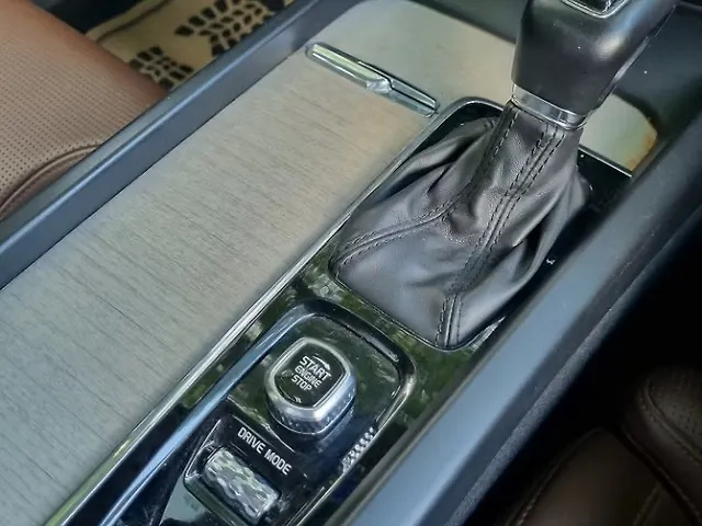 Used Volvo XC60 [2017-2021] Inscription [2017-2020] in Delhi