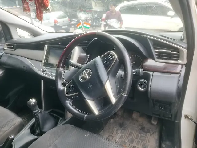 Used Toyota Innova Crysta [2016-2020] 2.4 V Diesel in Lucknow