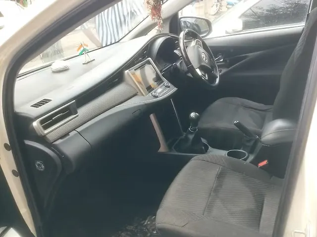 Used Toyota Innova Crysta [2016-2020] 2.4 V Diesel in Lucknow