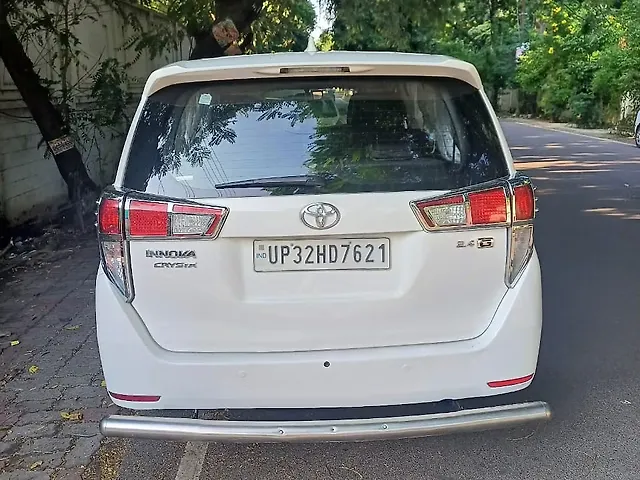 Used Toyota Innova Crysta [2016-2020] 2.4 G 7 STR [2016-2017] in Lucknow