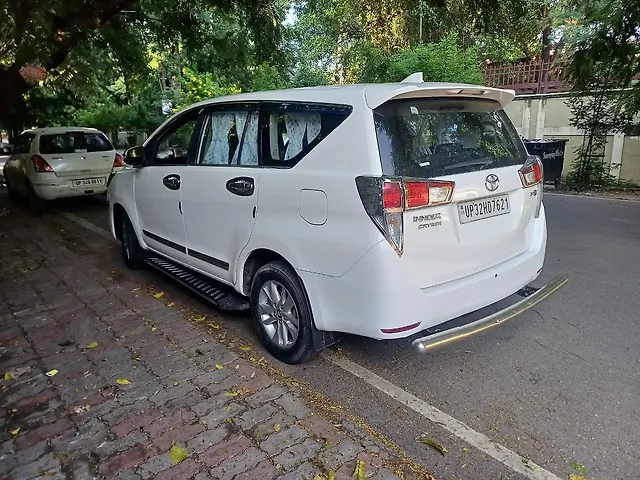 Used Toyota Innova Crysta [2016-2020] 2.4 G 7 STR [2016-2017] in Lucknow