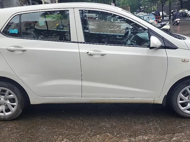 Used Hyundai Grand i10 [2013-2017] Sportz 1.2 Kappa VTVT [2016-2017] in Mumbai