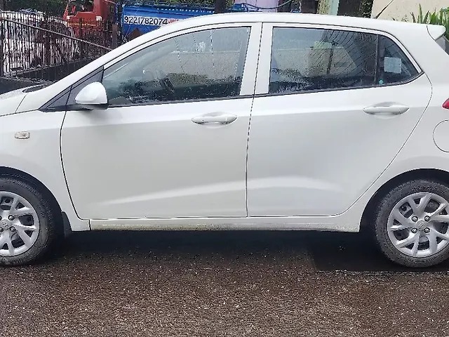Used Hyundai Grand i10 [2013-2017] Sportz 1.2 Kappa VTVT [2016-2017] in Mumbai