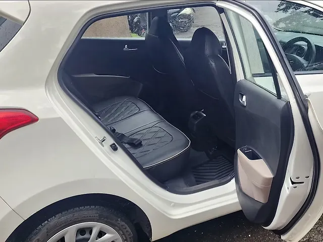 Used Hyundai Grand i10 [2013-2017] Sportz 1.2 Kappa VTVT [2016-2017] in Mumbai