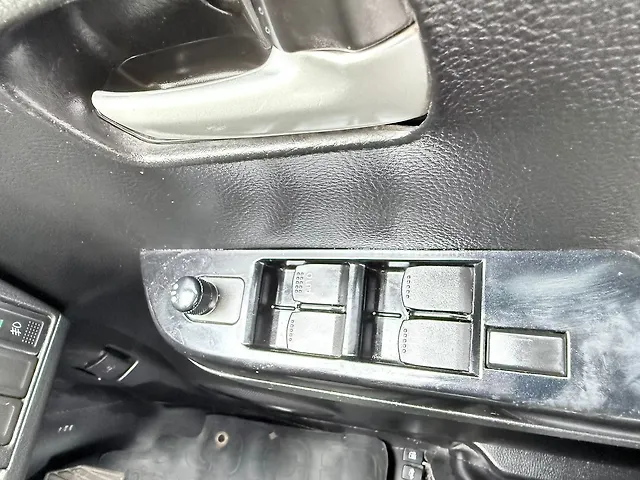 Used Maruti Suzuki Stingray VXi in Mumbai