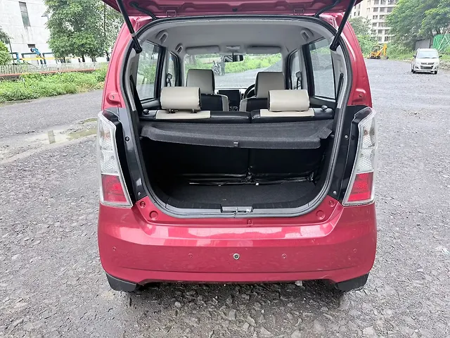 Used Maruti Suzuki Stingray VXi in Mumbai