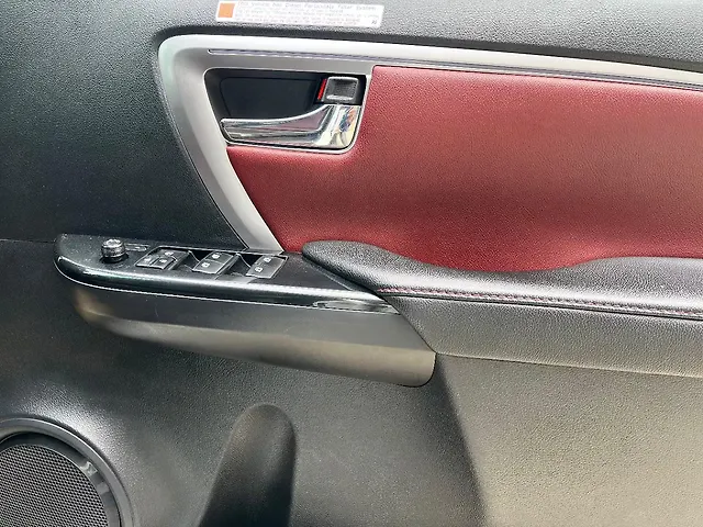 Used Toyota Fortuner Legender 2.8 4X4 AT in Bangalore Used Toyota Fortuner Legender 2.8 4X4 AT in Bangalore