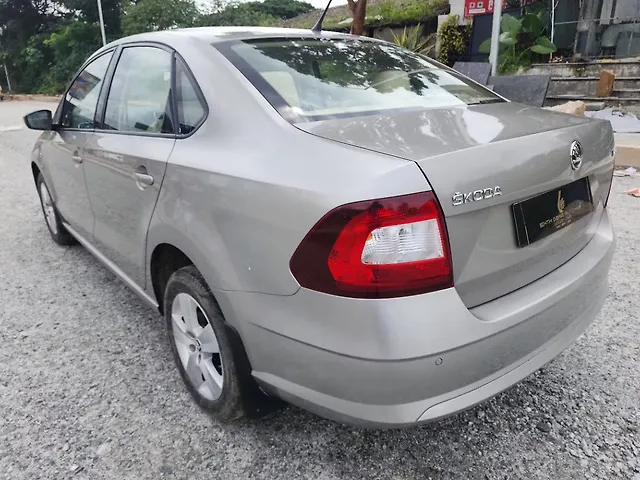 Used Skoda Rapid [2014-2015] 1.6 MPI Ambition Plus AT in Bangalore