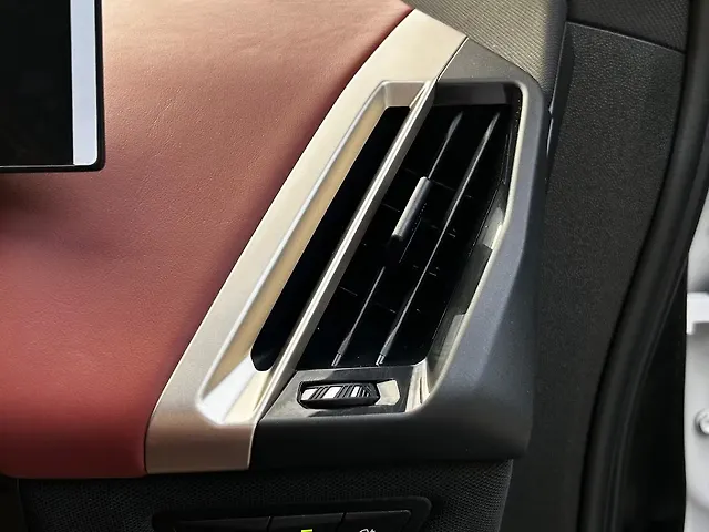 Used BMW iX xDrive 40 in Delhi