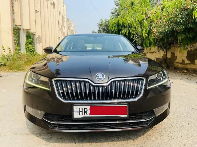 Used 2018 Skoda Superb in Delhi Used 2018 Skoda Superb in Delhi