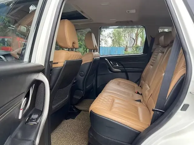 Used Mahindra XUV500 W11 AT in Mumbai Used Mahindra XUV500 W11 AT in Mumbai