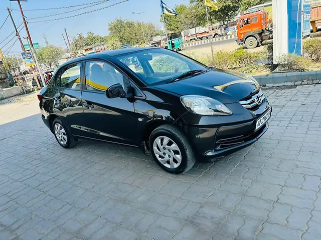 Used 2015 Honda Amaze in Lucknow Used 2015 Honda Amaze in Lucknow