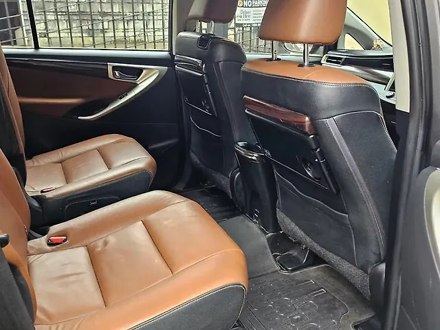 Used Toyota Innova Crysta [2016-2020] 2.8 ZX AT 7 STR [2016-2020] in Mumbai