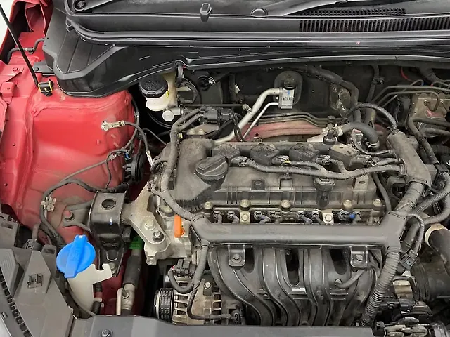 Used Hyundai i20 Asta (O) 1.2 IVT Dual Tone in Lucknow