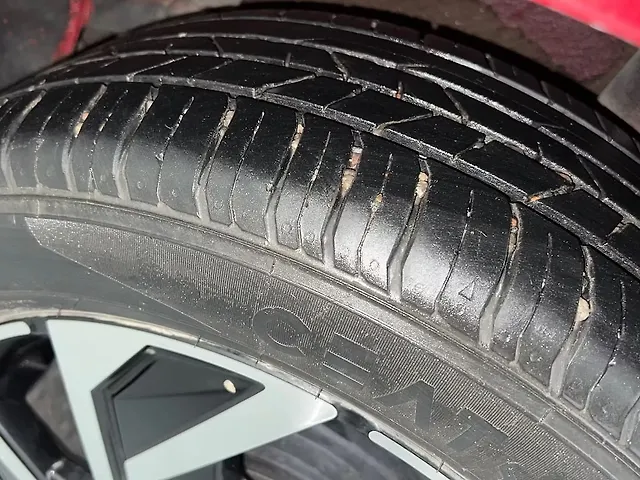 Used Hyundai i20 Asta (O) 1.2 IVT Dual Tone in Lucknow